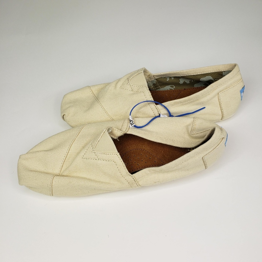 NWOT Toms Classic Slip On Flats Mens Size 10 Beige